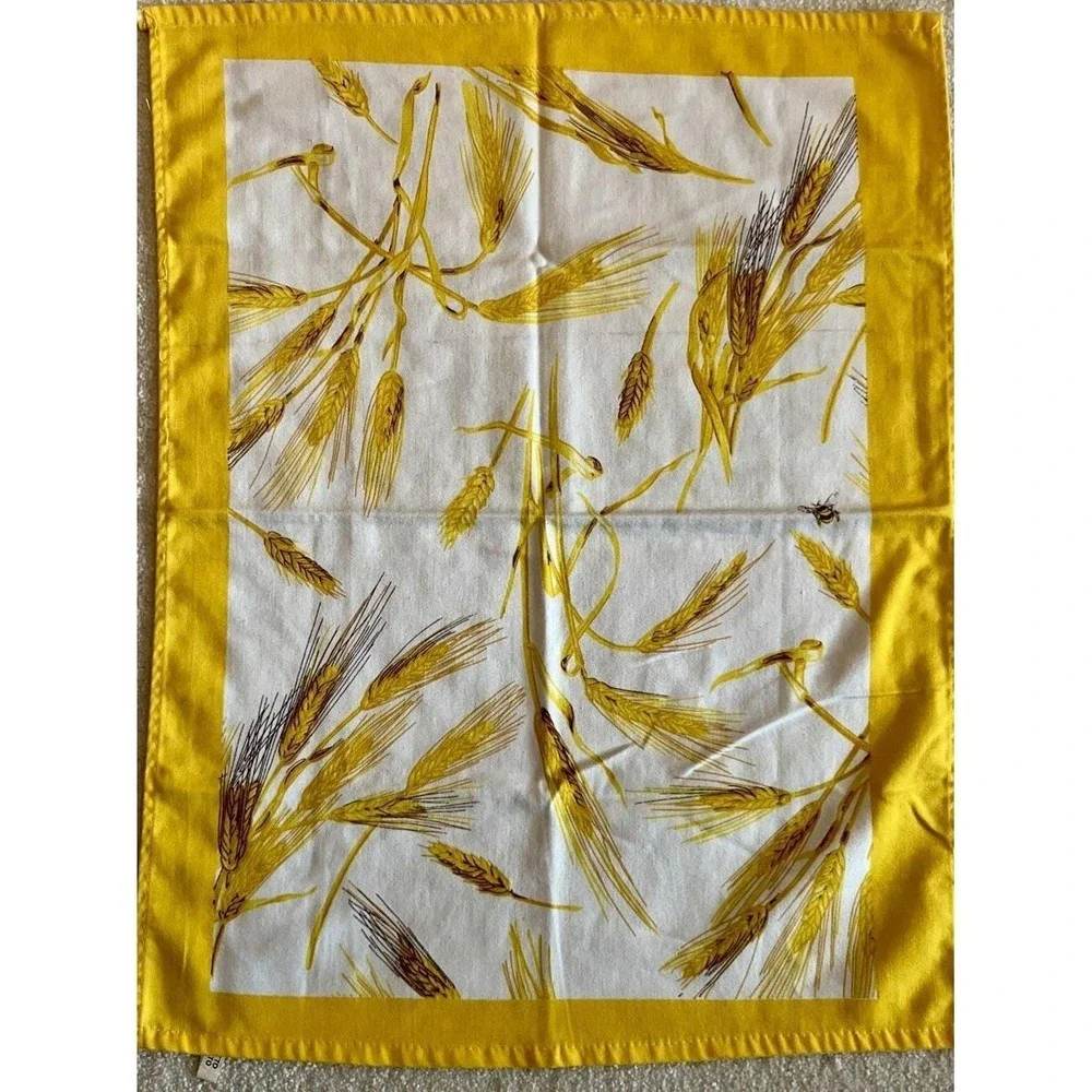 Vintage Country Farm House Style 100 Percent Cotton Tea  Towel 26 /20